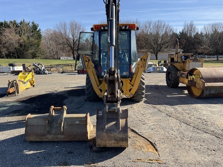 john-deere-310-image-4