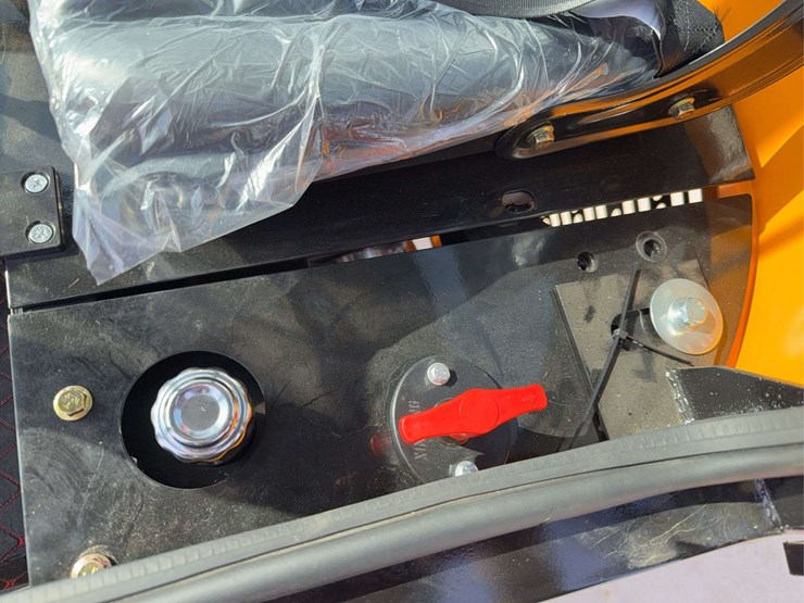 2025-miva-va13c-mini-excavator-image-12