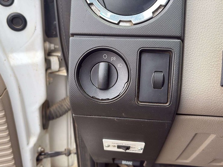 2008-ford-f350-image-36