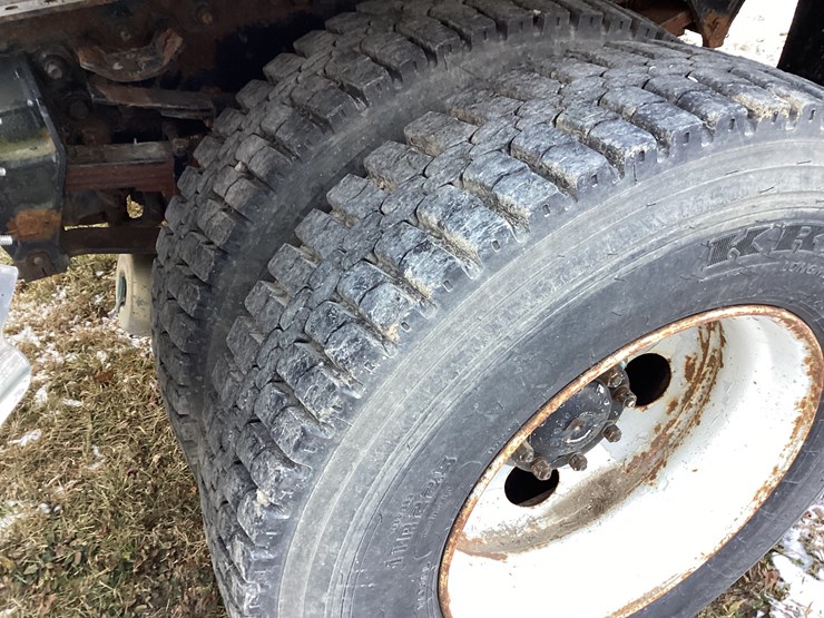 #4671-•-sterling-single-axle-semi-image-11