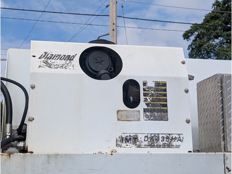 2005-international-durastar-4300-image-15