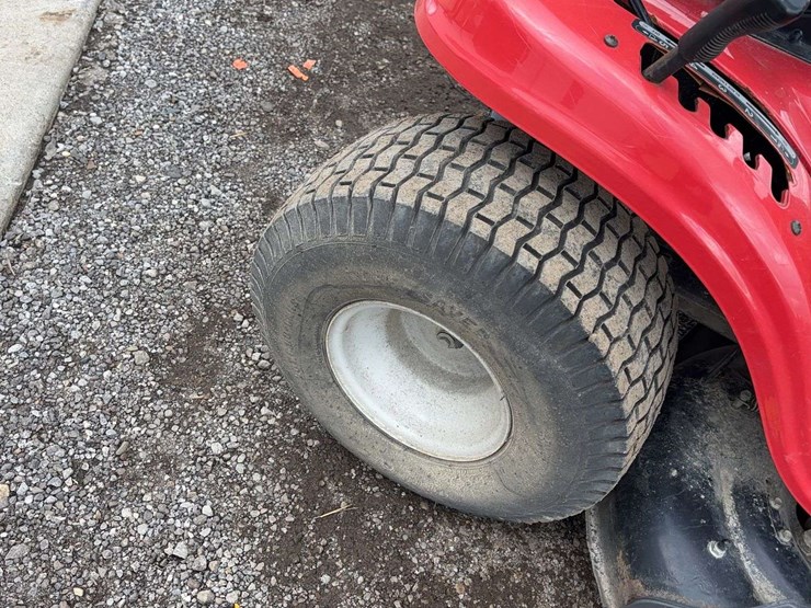 2019-troy-bilt-riding-mower-image-10