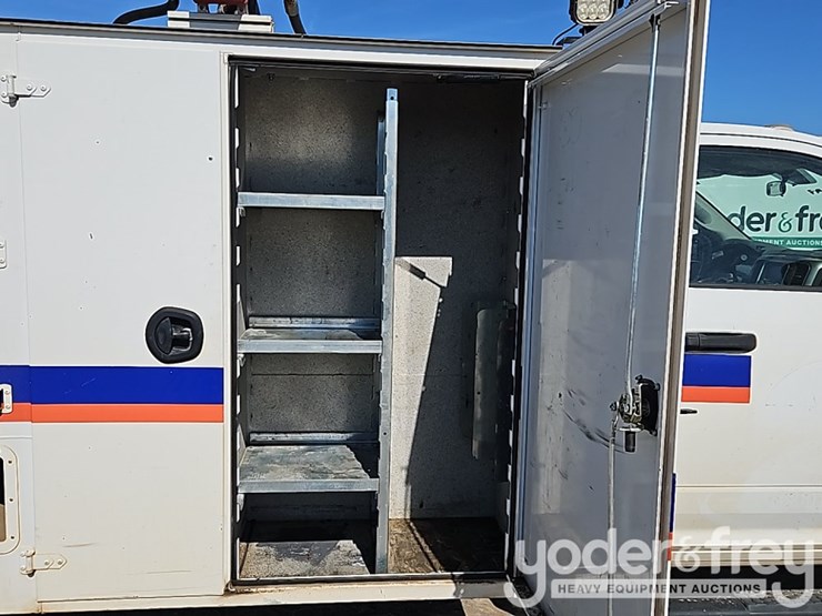 dodge-ram-5500-image-35