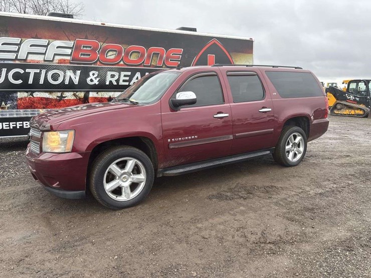 2008-chevrolet-suburban-image-1
