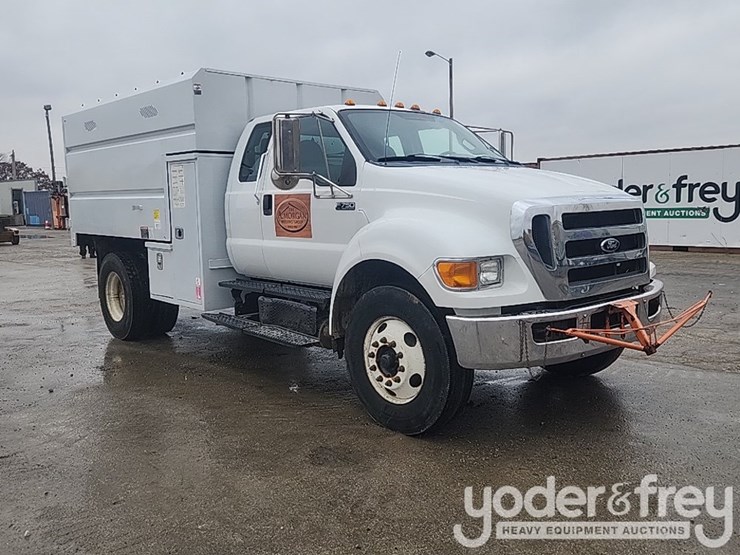 ford-f750-xl-image-8