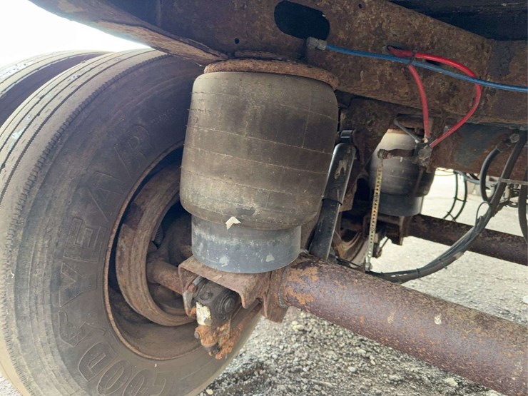 2005-great-dane-53-image-11