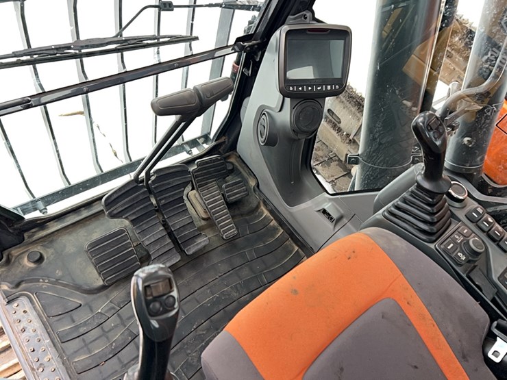 2022-doosan-dx300-lc-5-image-12