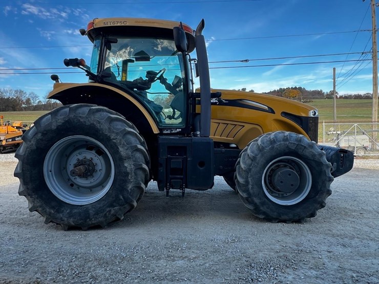 2011-challenger-mt675c-image-6