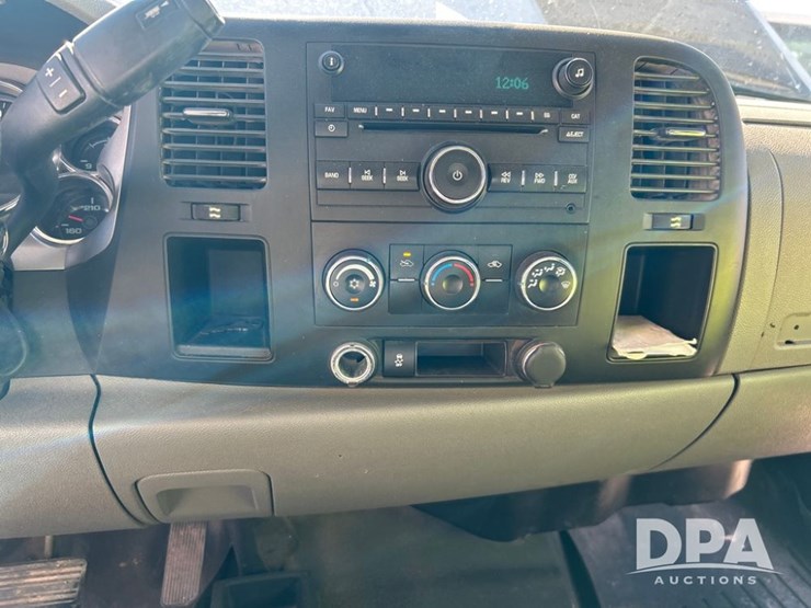 chevrolet-2500hd-image-40