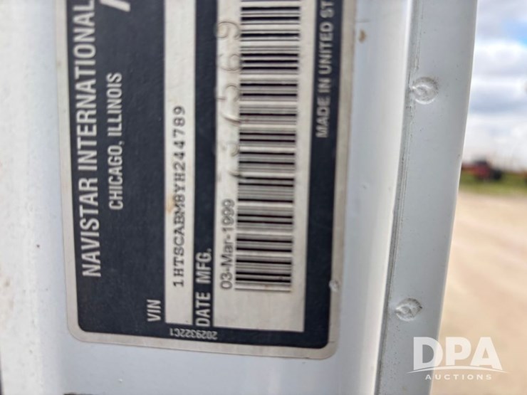 2000-international-4700-image-61
