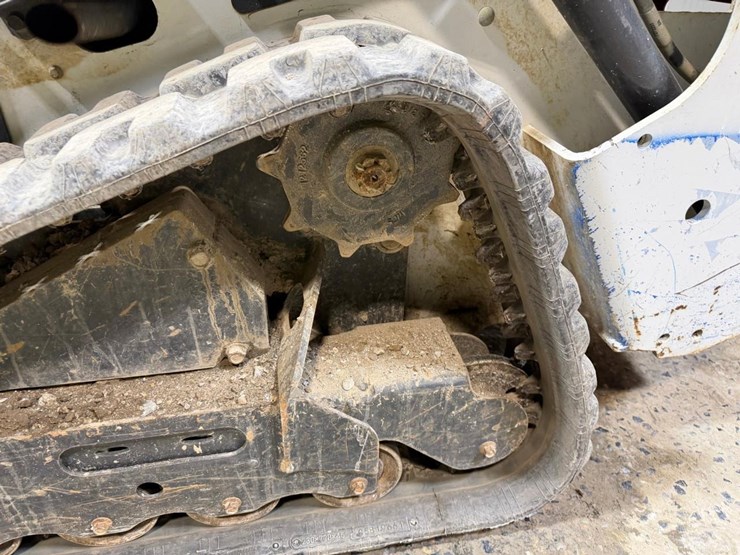 2022-bobcat-mt100-image-14