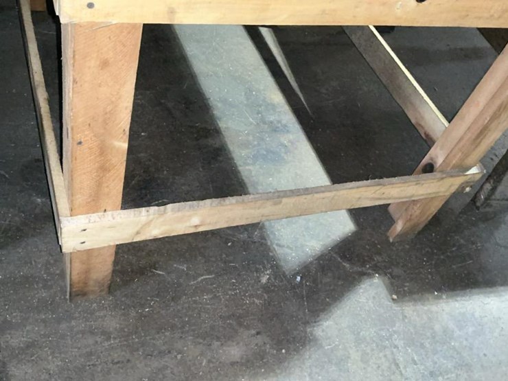 #610-•-11-wooden-tables-image-12
