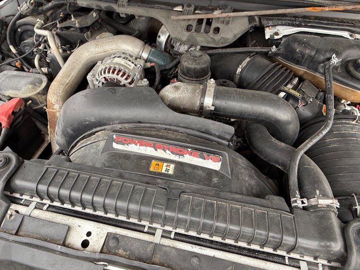 2005-ford-f350-image-40