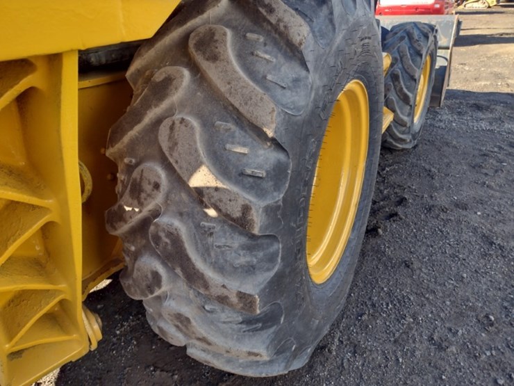 caterpillar-426c-image-22