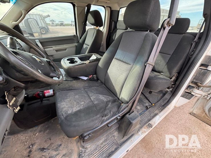 chevrolet-silverado-2500hd-image-69