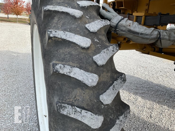 ag-chem-rogator-854-image-17