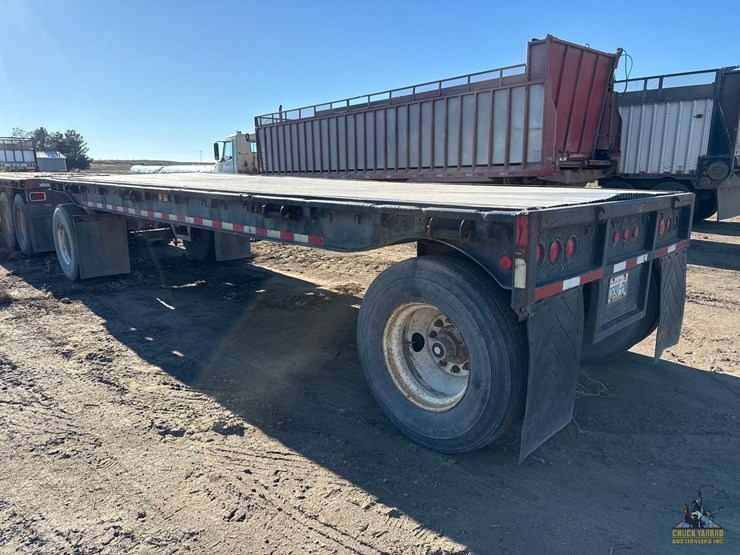 1962-peerless-24'-flatbed-trailer-image-3