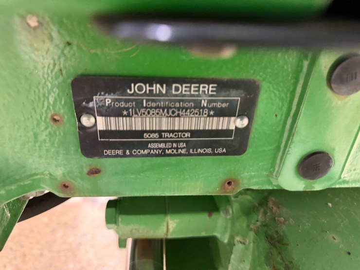 john-deere-5.5-image-31