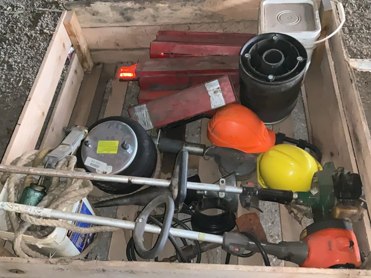 #554-•-trucker-safety-supplies-and-tools-image-2