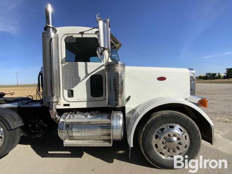2006-peterbilt-379-image-20