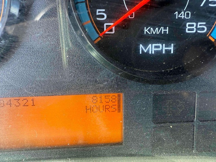 international-durastar-4300-image-32