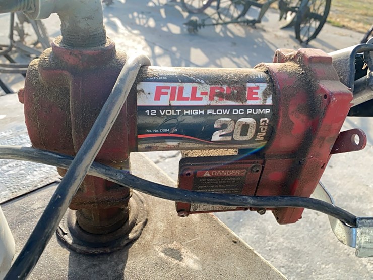 105-gal-fuel-tank-with-12-volt-pump-and-filter-image-4