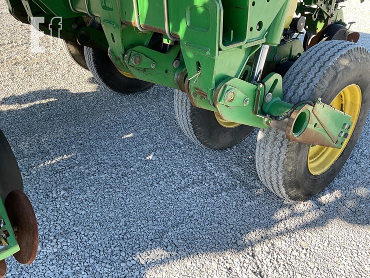 john-deere-1790-image-31