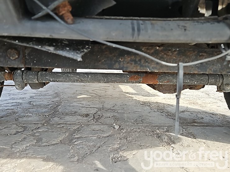 ford-f350-xlt-image-12