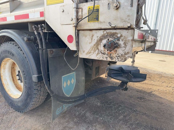 2013-international-workstar-7400-image-17