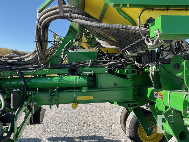 john-deere-1770-ccs-image-37