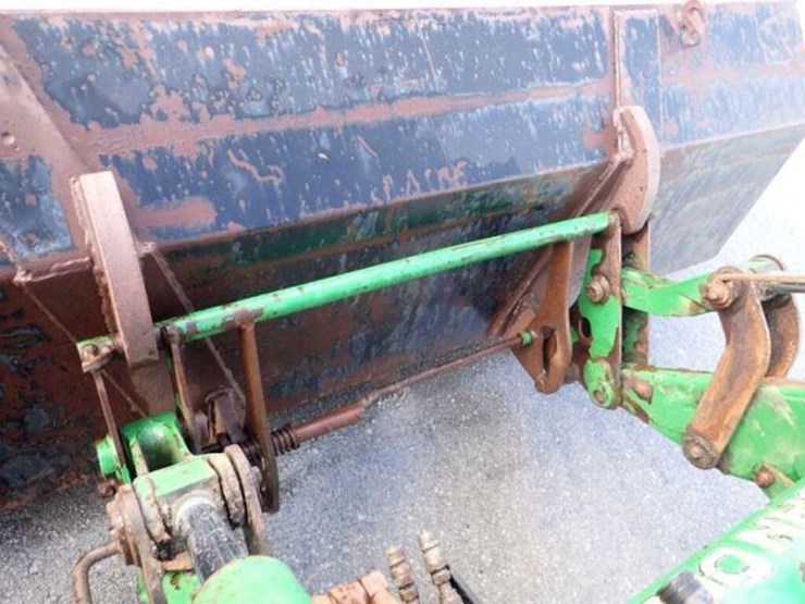 2012-john-deere-6430-image-43