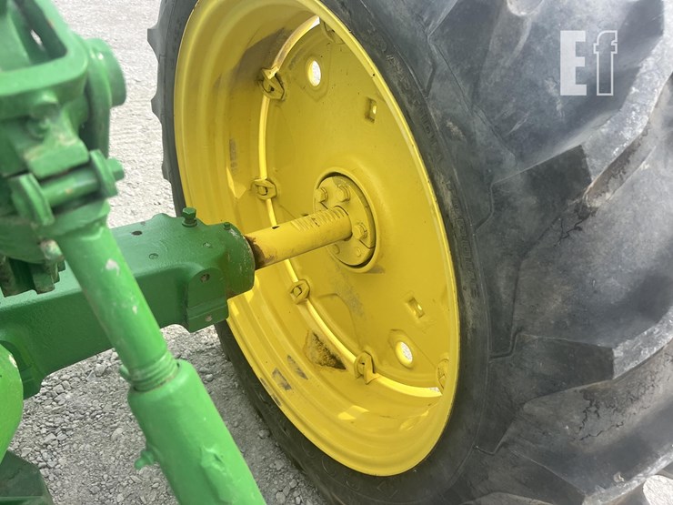 john-deere-530-image-33