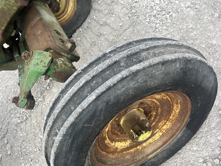 john-deere-730-image-26