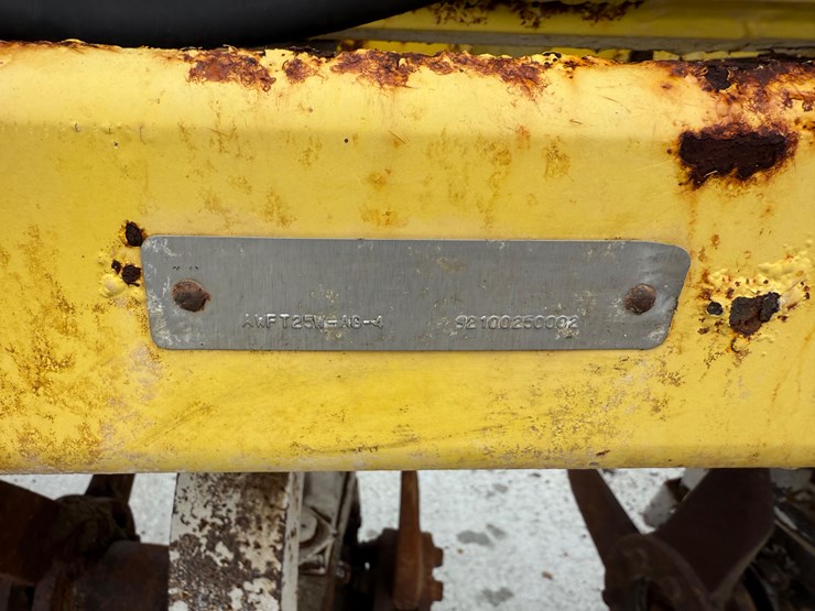 #1152-•-25'-aerway-with-fold-up-wings-(north-freedom,-wi)-image-18