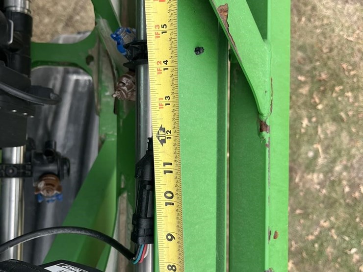 john-deere-r4038-image-27