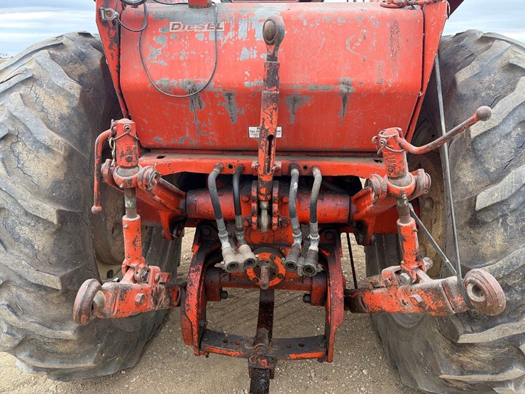 allis-chalmers-190-landhandler-tractor-image-16