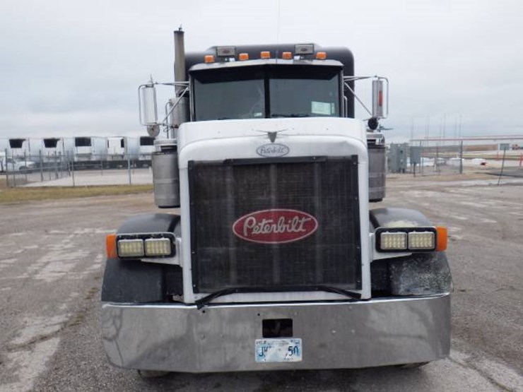 1994-peterbilt-378-image-2