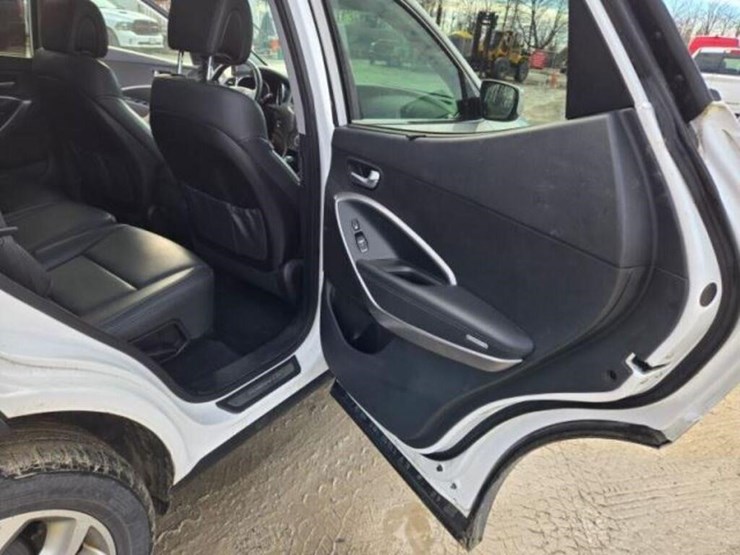 hyundai-santa-fe-image-30