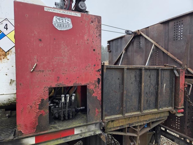 2013-international-durastar-4300-image-37