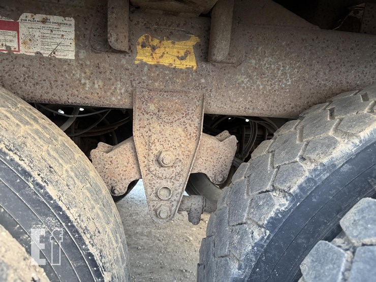 2002-stoughton-dolly-image-23