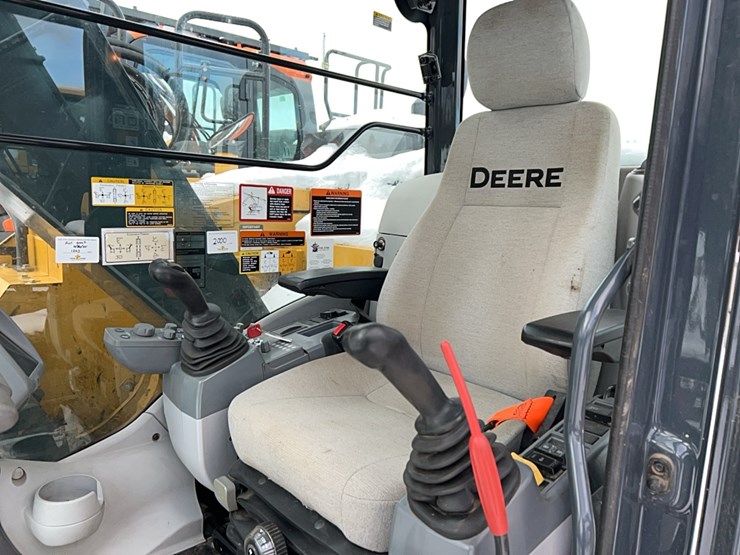 2023-john-deere-135p-hydraulic-excavator-sn:-nf00085,-image-10