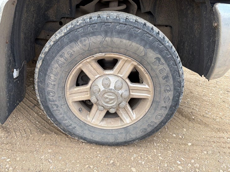 2012-dodge-2500-image-14