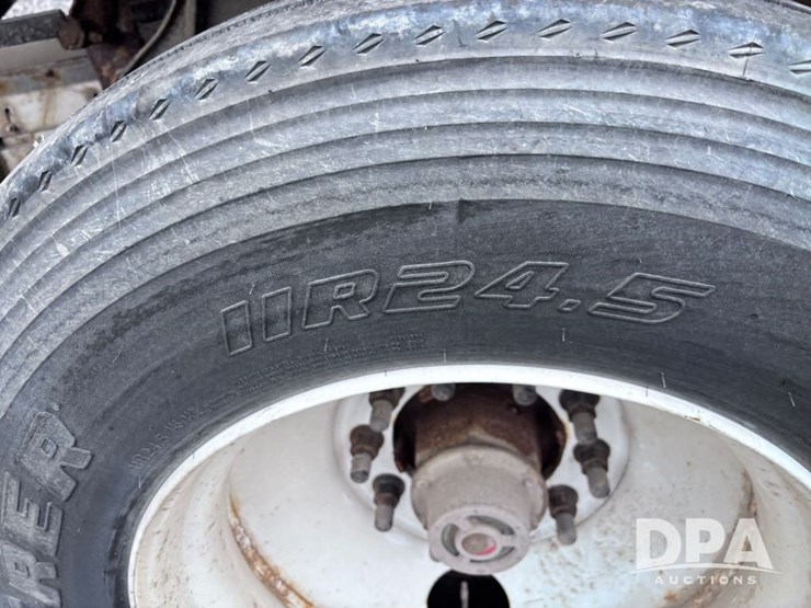 2013-merritt-hopper-image-35