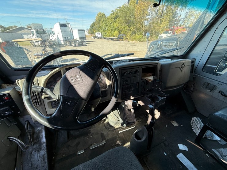 international-durastar-4300-image-14