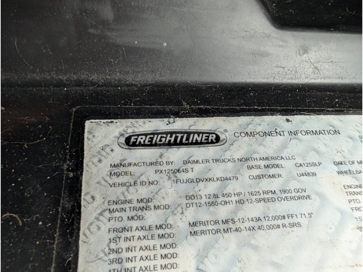 freightliner-cascadia-125-image-33