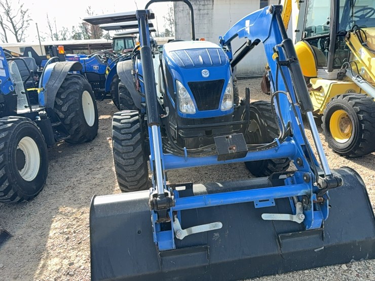 new-holland-workmaster-105-image-5