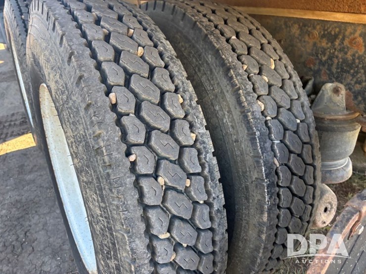 kenworth-t600-image-53