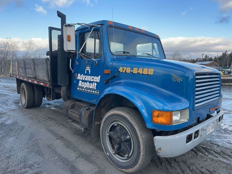 1991-international-4700-image-3