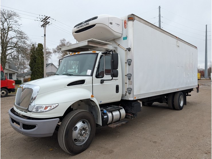2015-international-durastar-4300-image-1