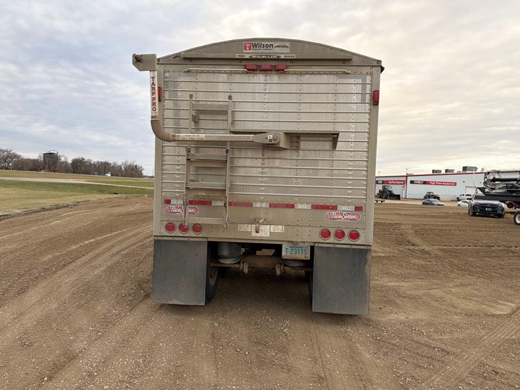 2013-wilson-dwh-551-image-8